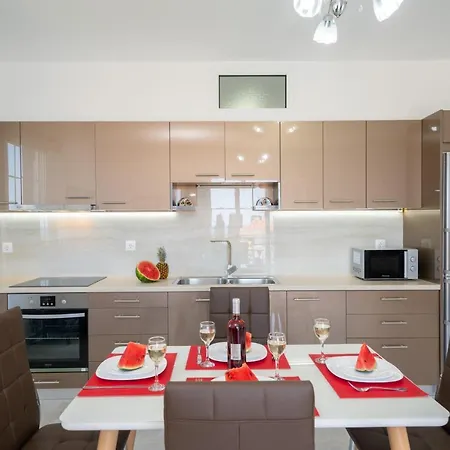 Erasmia- House 2 Upper Floor Ferienhaus *