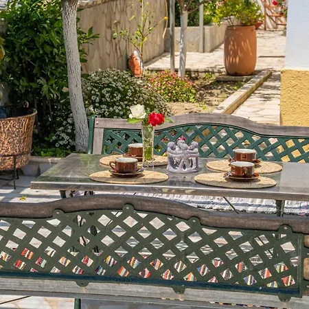 Erasmia- House 2 Upper Floor * Svoronata