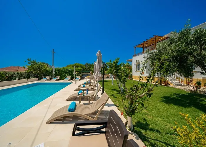 Erasmia- House 2 Upper Floor * 斯沃伦塔