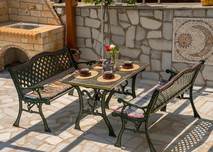 Erasmia- House 2 Upper Floor 度假居 斯沃伦塔