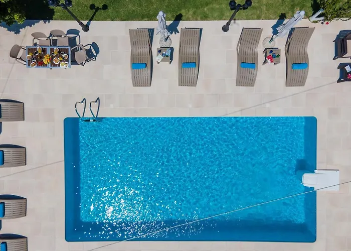 度假居 Erasmia- House 2 Upper Floor 斯沃伦塔