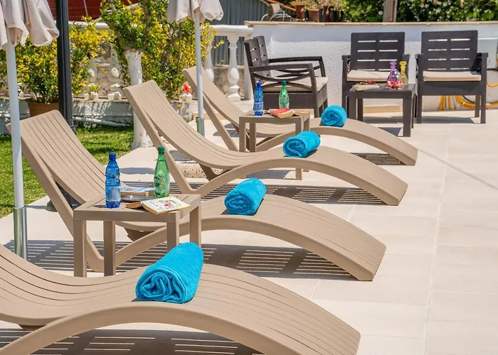 Erasmia- House 2 Upper Floor *